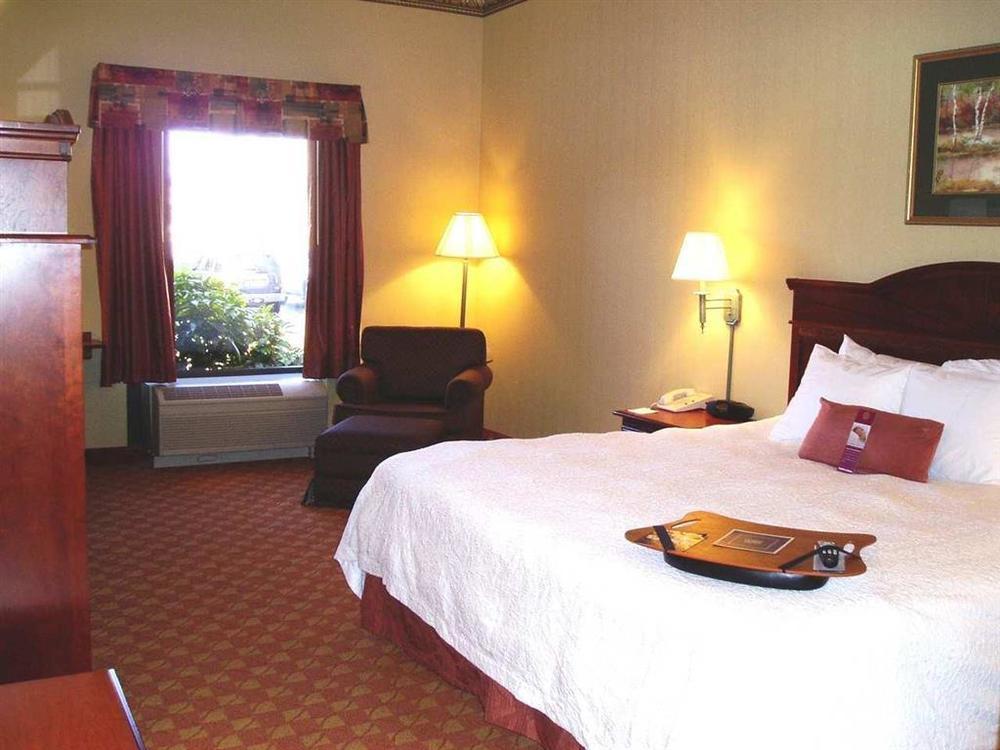 Hampton Hotel 3*