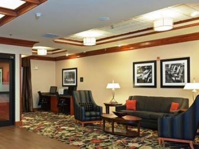 Hotel Hampton 3*